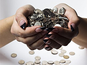 Người Nga bắt đầu tiết kiệm từ các thú vui đơn giản nhất.